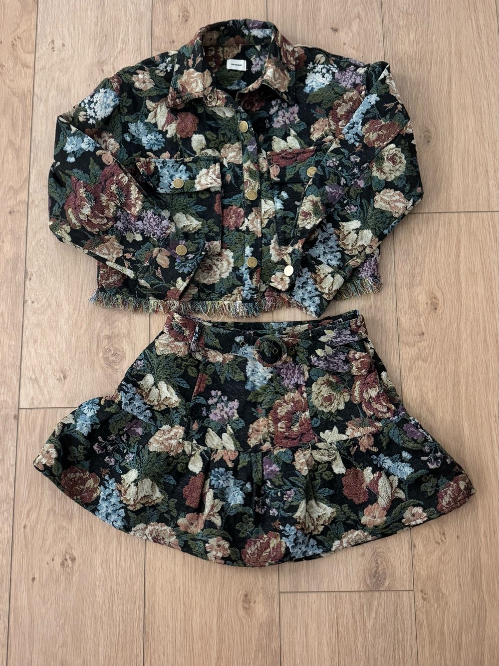 Floral Brocade Mini Skirt SET